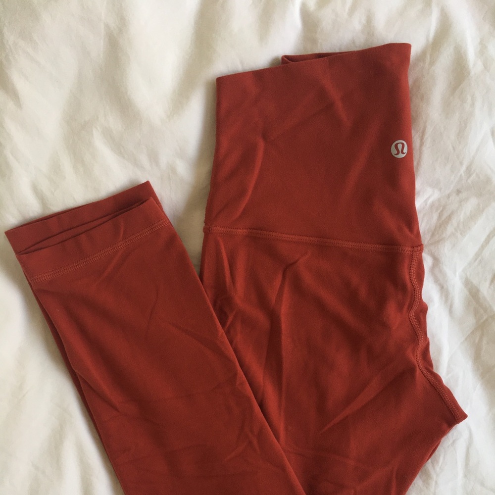 Lululemon Align Leggings 21” size 4
